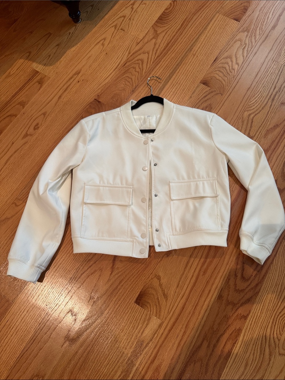 NWOT Cropped Cream Bomber Jacket with Front Flap Pockets